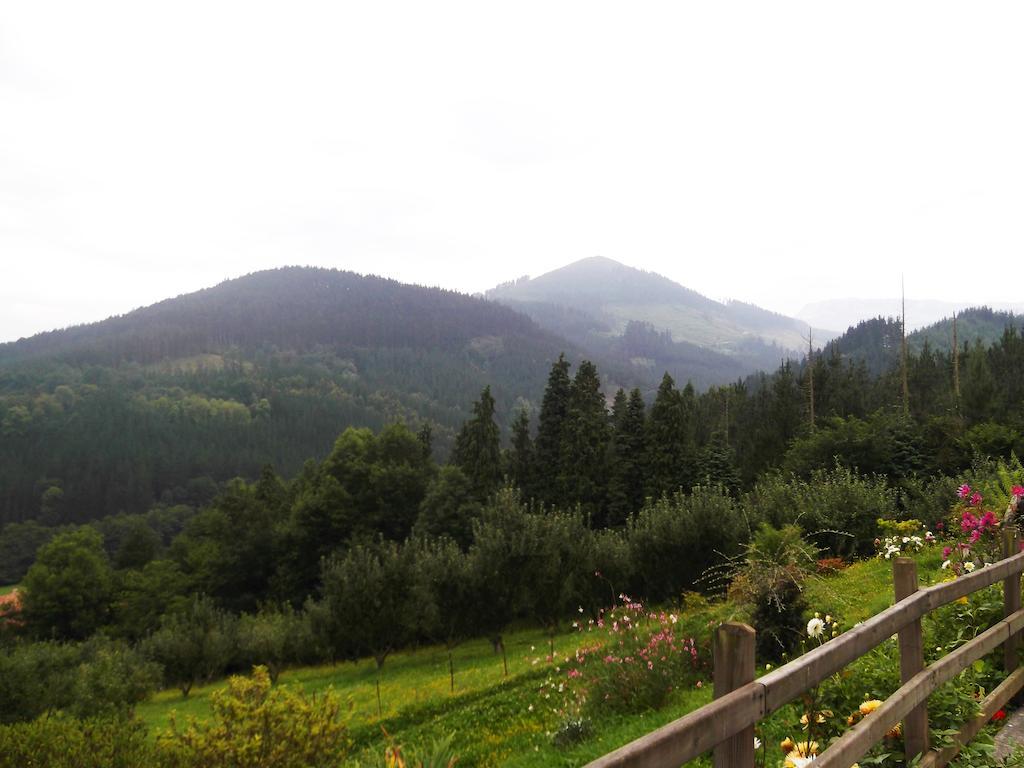 Casa Rural Madariaga Hotel Artea Buitenkant foto